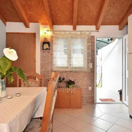 아파트 Apartman Bella 4+2 *