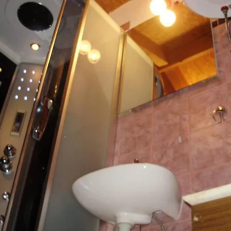 Apartman Bella 4+2 아파트 두기라트